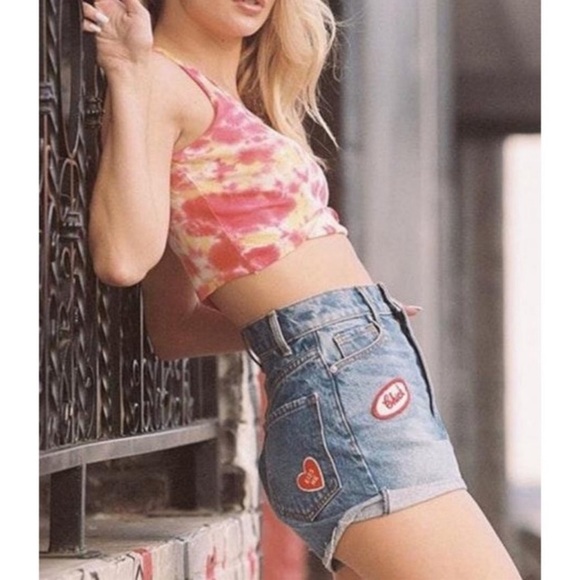 REVICE Patch Jean Shorts High Rise Cutoff
Raw Hem Size 26, NWT! - Picture 2 of 10